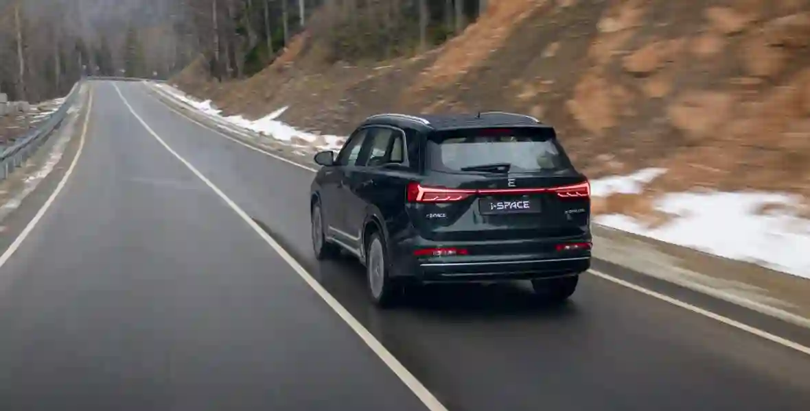 Новость EVOLUTE (Второй пошел: российский гибрид стал полноприводным)